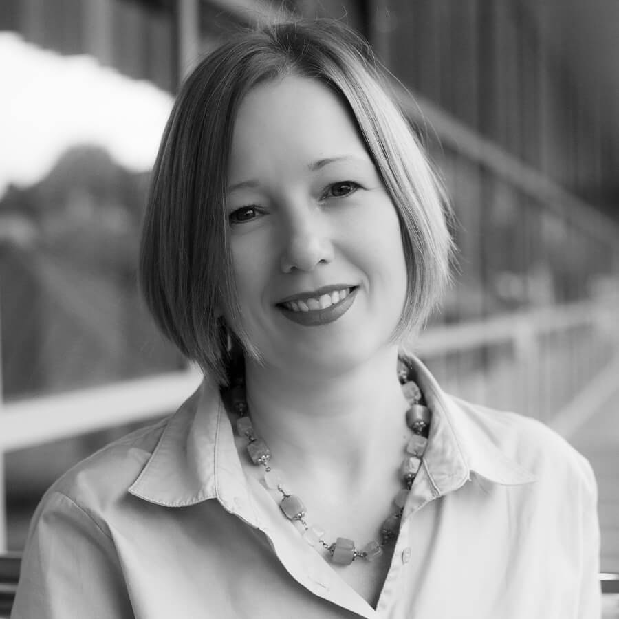 Земфира Комиссарова